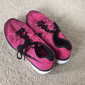 Nike fly knit running shoes